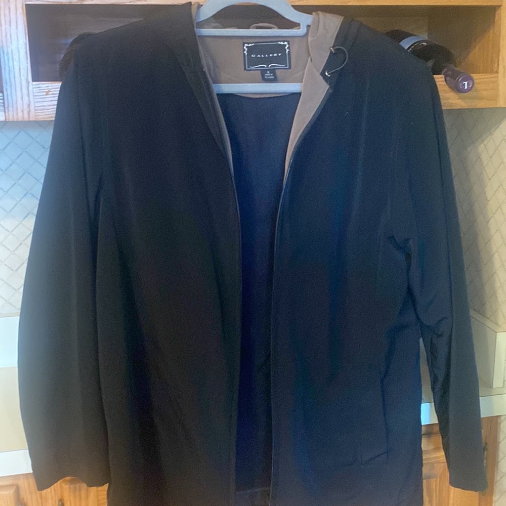 Black Light Weight Jacket With Removable Light We… - image 1